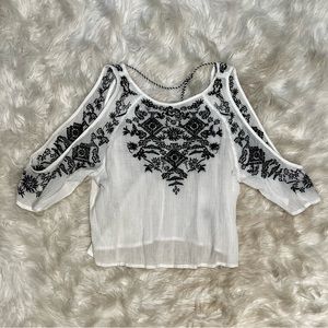 Cute H&M Coachella top. Size 2